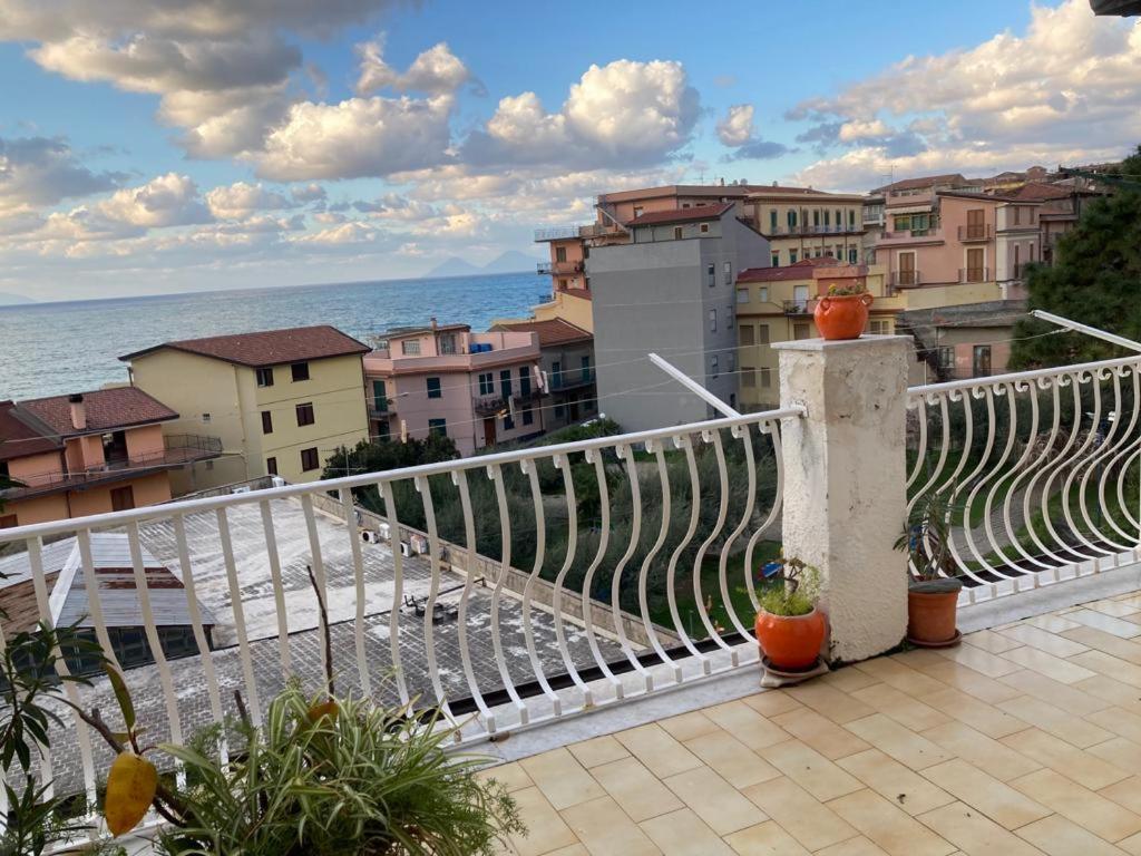 Bed & Breakfast 5 Di Spade Gioiosa Marea Exterior foto