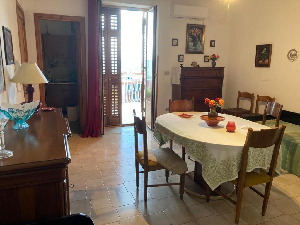 Bed & Breakfast 5 Di Spade Gioiosa Marea Exterior foto