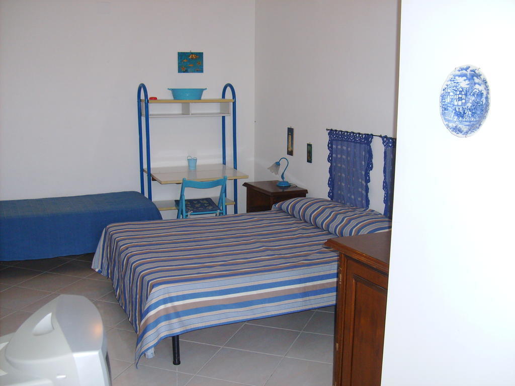 Bed & Breakfast 5 Di Spade Gioiosa Marea Exterior foto